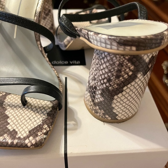 Great sandal - Picture 2 of 5